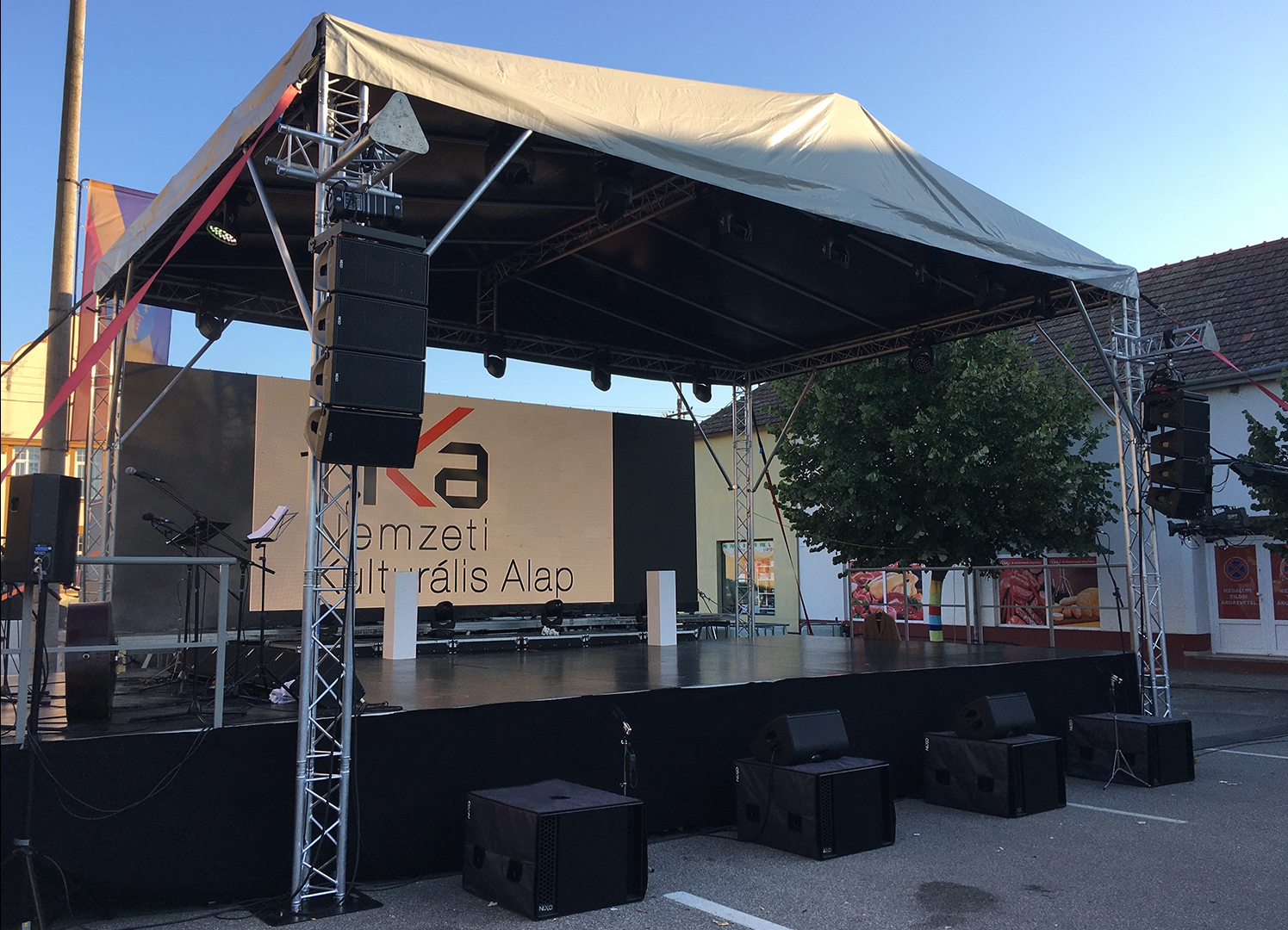 Nexo GeoM10 hangtechnika bérlés